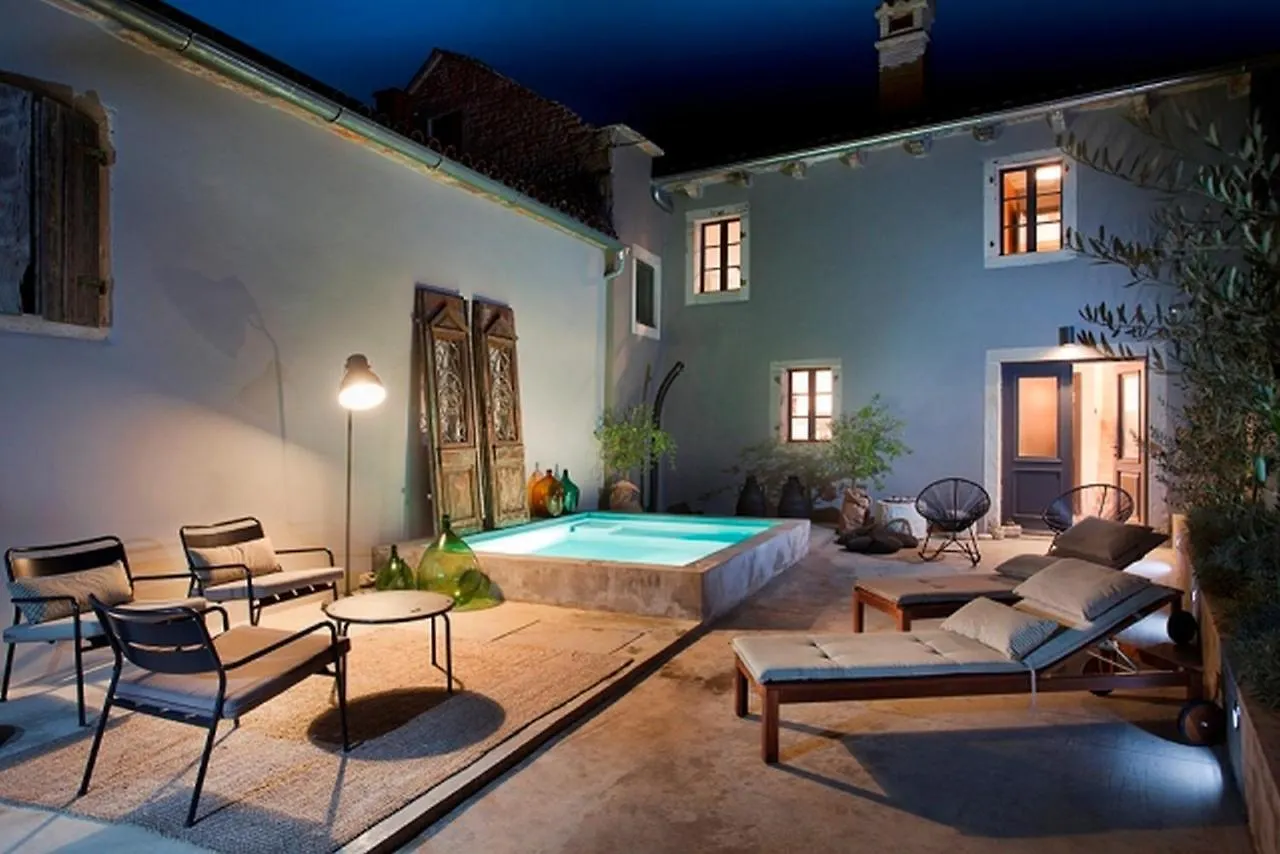Br Villas By Rent Istria Radetići 4*,  Κροατία